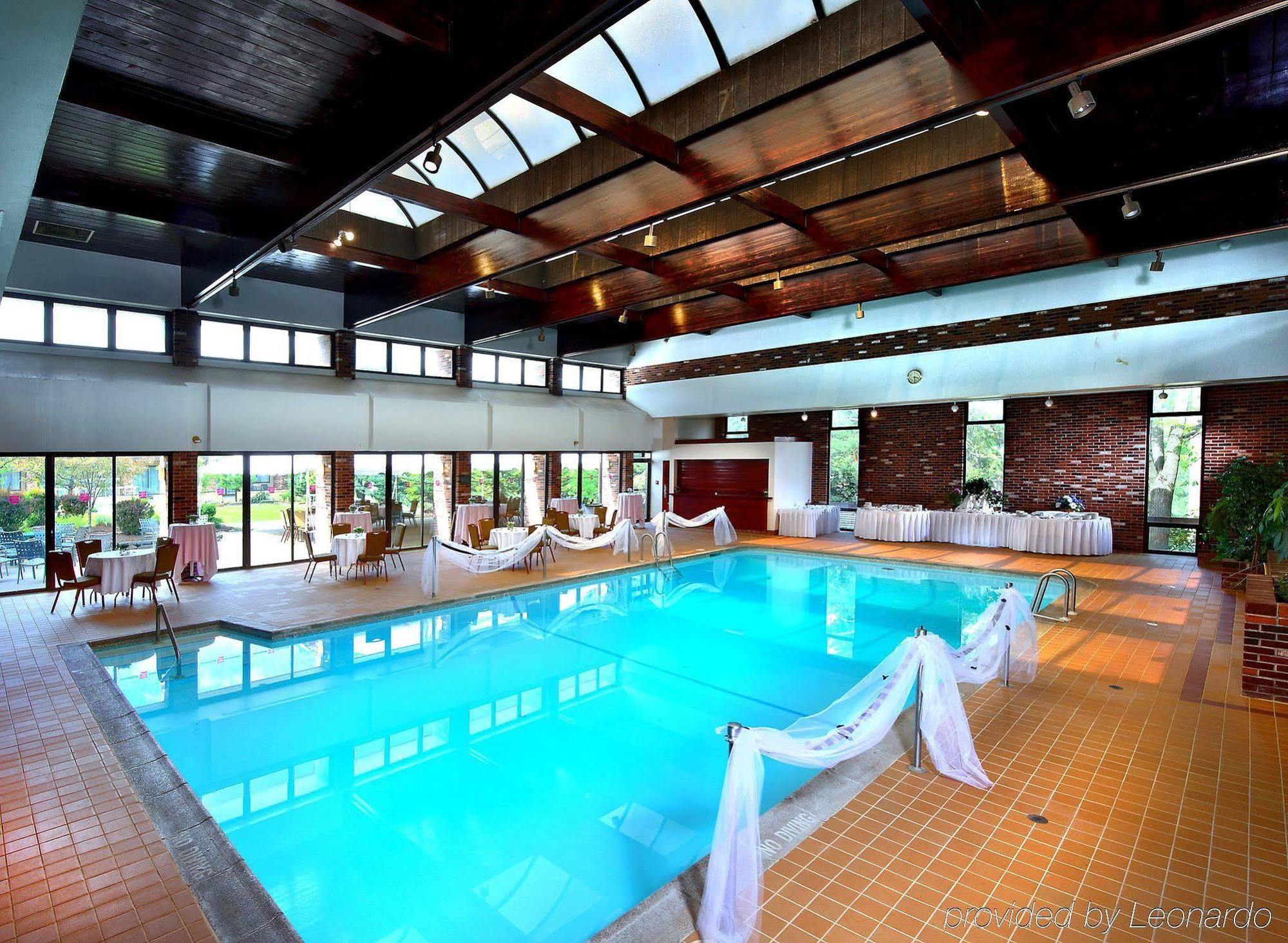 Nichols Village Hotel And Spa Clarks Summit Zewnętrze zdjęcie