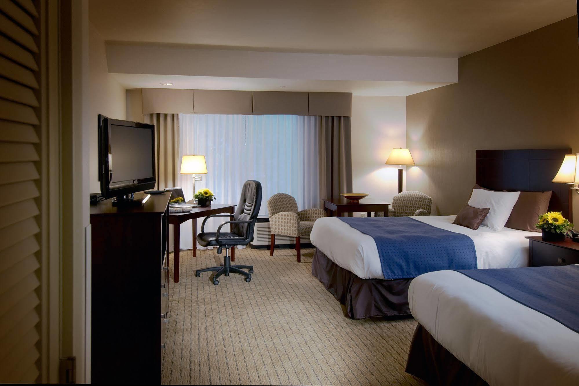 Nichols Village Hotel And Spa Clarks Summit Zewnętrze zdjęcie